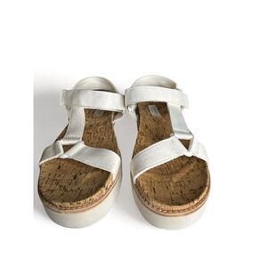 STEVEN by Steve Madden Women's Strap Belmar White Cork Flat Sandal Size 9